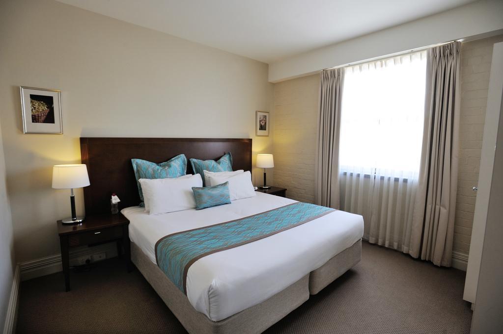 Launceston Central Apartment Hotel Official מראה חיצוני תמונה