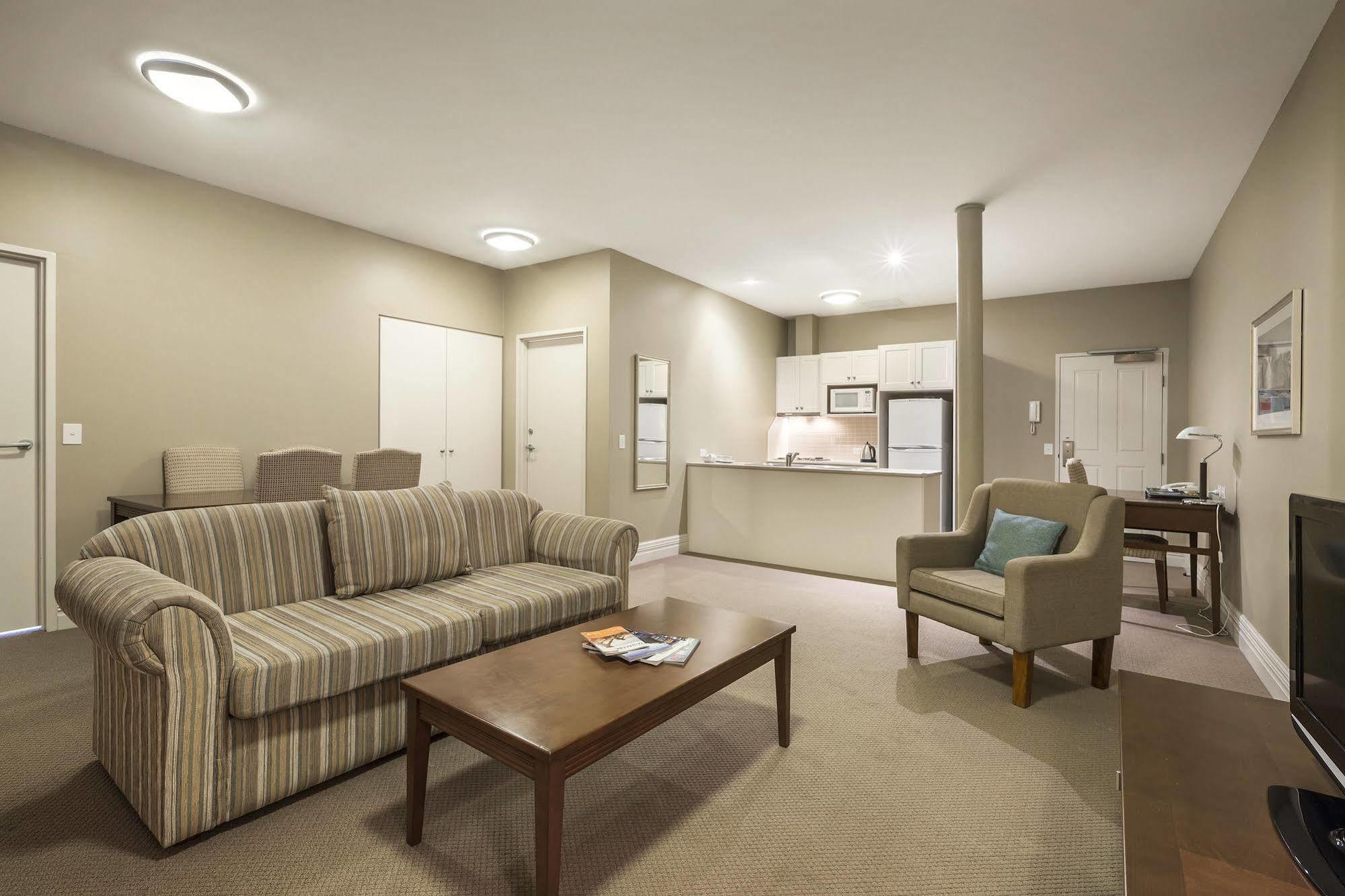 Launceston Central Apartment Hotel Official מראה חיצוני תמונה