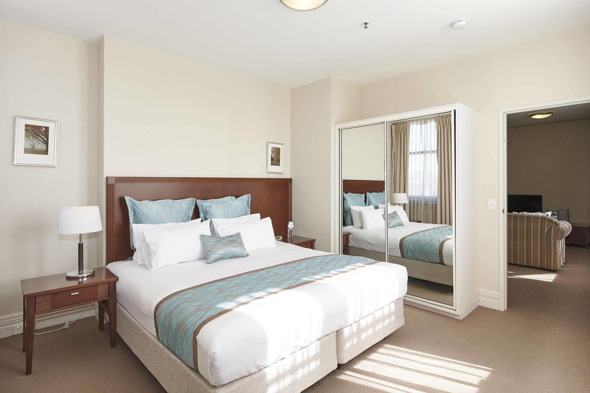 Launceston Central Apartment Hotel Official מראה חיצוני תמונה