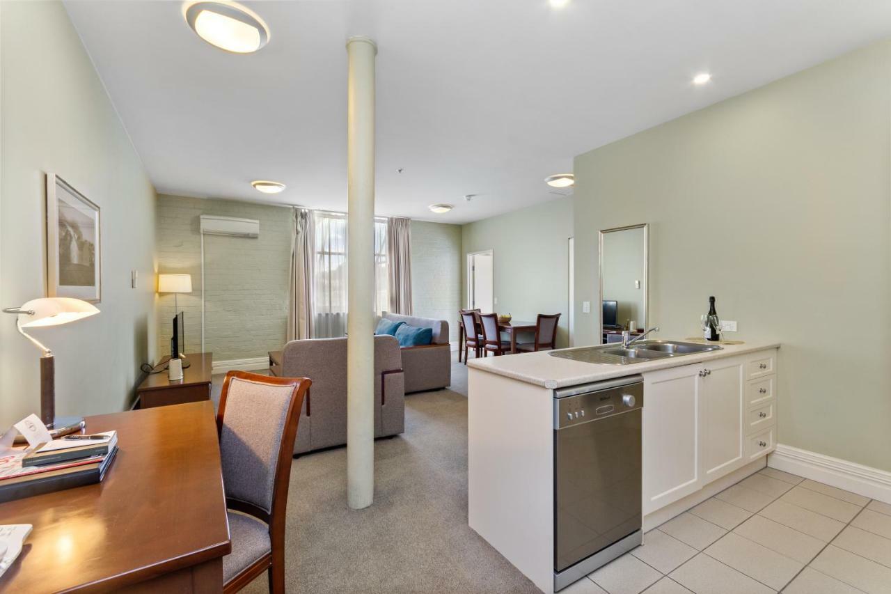 Launceston Central Apartment Hotel Official מראה חיצוני תמונה